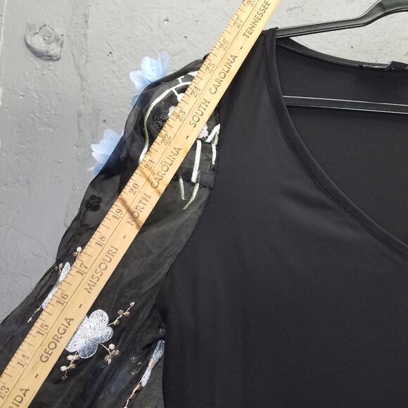 Boston Proper Blouse Sz L 3-D Floral Embellished Organza Sheer Puff Sleeve Black - Picture 15 of 16